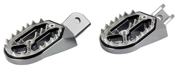 Repose-pieds Alu CNC Couleur Titane - KAWASAKI/SUZUKI